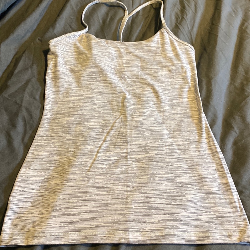 Lululemon Tank with built in bra ( inserts included)